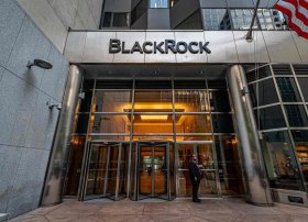 BlackRock 2025-ci ilin 3-cü rübündə 13.46 trilyon dollarlıq rekord aktivlərlə bazar gözləntilərini üstələdi