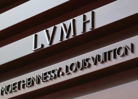 LVMH-nin gəlirləri yanvar-sentyabr aylarında 4% azalıb