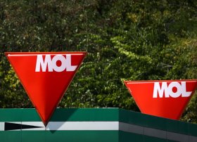 Macarıstan MOL Serbiyaya neft tədarükünü artırdı