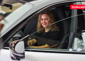 Bakcell bu həftə 1 avtomobil, 7 “iPhone 17” hədiyyə edəcək!