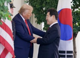 Cənubi Koreya prezidenti bizimlə ticarət fərqlərini həll etməyə ümid edir