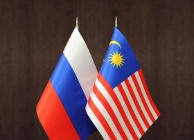 Rusiya Baş nazirinin müavini Aleksey Overçuk ASEAN sammiti üçün Malayziyaya səfər edib