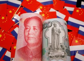 Rubl vergi təzyiqindən sonra zəifləyir, yuan isə möhkəmlənir