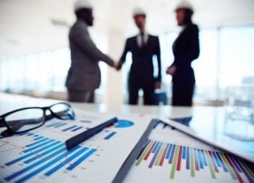 ABŞ əmək bazarında özəl sektor iş yerləri artmağa davam edir