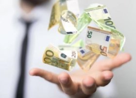 Qarabağ və Şərqi Zəngəzur iqtisadi rayonlarında əmanət həcmi artıb