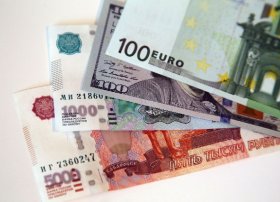 Rubl möhkəmlənir, Çin yuanı Moskva birjasında ucuzlaşır