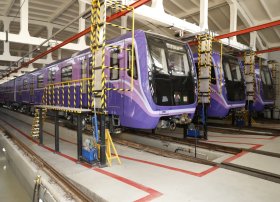 Bakı metropoliteni xətlərində daha 15 yeni vaqon istismara buraxıldı