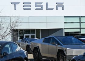 Tesla-da növbəti istefa