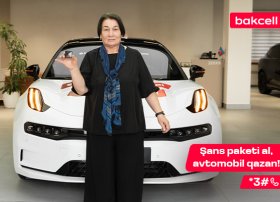 Lotereya qalibi lüks avtomobilinin açarını təhvil aldı!