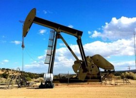 “Brent” və “WTI” neftinin qiymətləri ucuzlaşıb