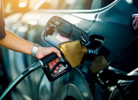 Azərbaycanda avtomobil yanacağı üzrə satış 7,8% artıb