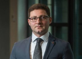 Fintex sektoru genişlənir: elektron pul təşkilatlarının dövriyyəsi 53 milyard manatı keçib - Vüsal Xəlilov