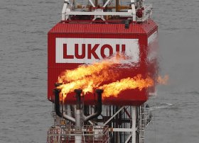 Chevron və Carlyle Group da Lukoil-in aktivləri ilə maraqlanır