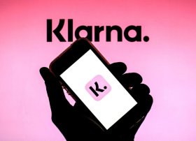 İsveçin Klarna şirkəti 3-cü rübdə gəlirlərini proqnozlardan 26% çox artırıb