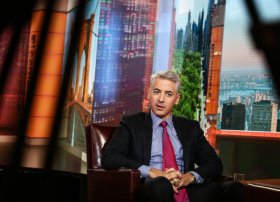 Ackman investisiya şirkəti Pershing Square-i səhmlərə çevirməyə hazırlaşır