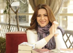 Xalq artisti Mehriban Zəkiyə qarşı kiberdələduzluq cəhdi: Kapital Bankdan xəbərdarlıq