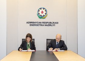 İqtisadi Əməkdaşlıq Təşkilatının Təmiz Enerji Mərkəzi ilə Ev Sahibi Ölkə Sazişi imzalanıb
