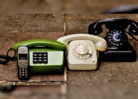 Azərbaycanda ev telefonu nömrələrinin sayı kəskin azalıb