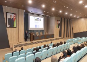 Aqrar Tədqiqatlar Mərkəzi gənc fermerlər üçün seminar keçirib