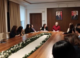 Humboldt mükafatı laureatı professor Məsud Əfəndiyev AzMİU-nun gənc alimləri ilə görüşüb