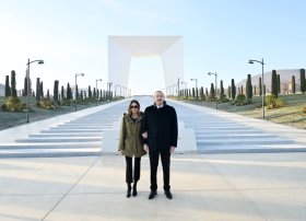 Prezident İlham Əliyev və Birinci xanım Mehriban Əliyeva Xankəndi şəhərində Zəfər parkının açılışında iştirak ediblər