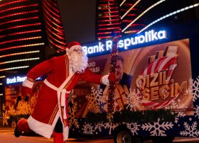 Şaxta Baba da Bank Respublika-dan hədiyyə qazanmağa tələsir