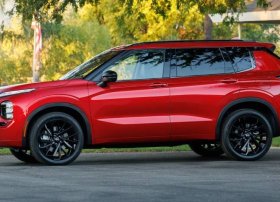 Nissan Rogue Plug-in Hybrid vs Outlander PHEV: Minimal zahiri fərqlər, fərqli güc