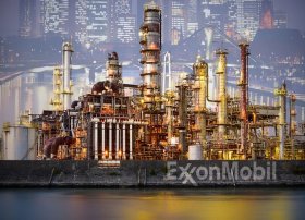 ABŞ Fond Bazarında Neft Şirkətləri Lider Mövqedədir