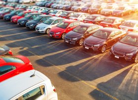 Rusiyada yeni minik avtomobillərinin satışı 15,2% azalıb