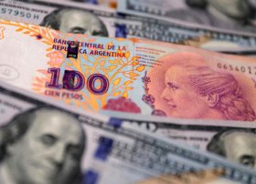 Argentina Pesosu Zəiflədi