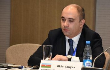 Nazir müavini ticarət mərkəzlərində nəzarət kassa aparatlarının quraşdılmasının vaxtını açıqladı