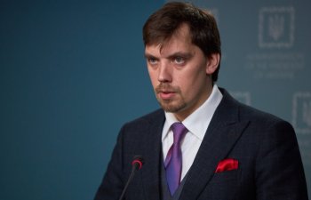 Ukraynanın baş naziri istefa verib