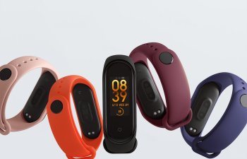 Redmi brendi özünün fitnes qolbaq modelini hazırlayır