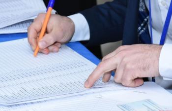 Deputatlığa namizədliyini geri götürənlərin sayı 302 nəfərə çatıb