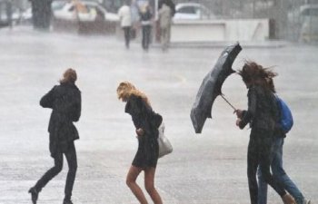 Umayra Tağıyeva: Güclü külək Bakıya qar yağışını əngəllədi