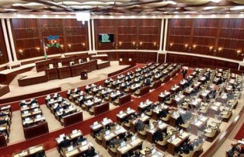 Azərbaycanda deputatlar bu qədər - MAAŞ ALACAQ
