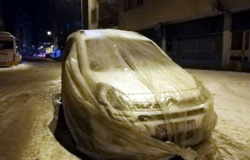 Maşınları soyuqdan qorumaq üçün maraqlı üsullar - FOTO