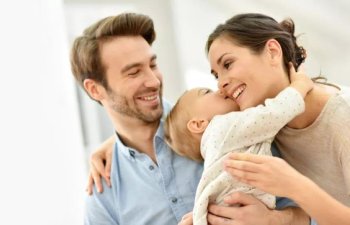 Azərbaycanda övladlığagötürmə ilə bağlı elektron müraciət qaydası açıqlanıb