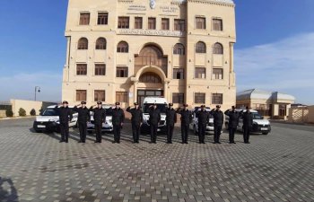 Bakı polisi “Əsgərə salam” aksiyasına qoşuldu