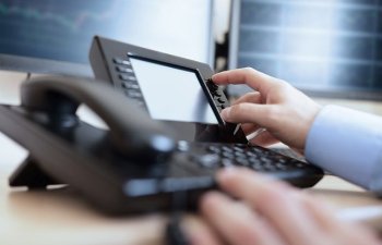Azərbaycanın dövlət qurumlarında iclaslar telefon rabitəsi ilə keçiriləcək