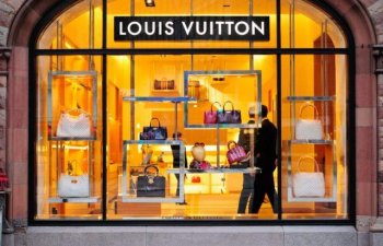 “Louis Vuitton” ənənəvi kosmetik məhsullarını yeni istehsalla əvəzləyir