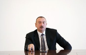 Dövlət başçısı: \