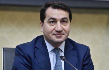 Prezidentin köməkçisi: \