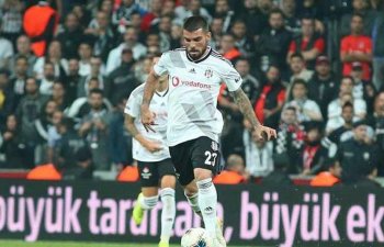 “Beşiktaş” portuqaliyalı müdafiəçi ilə vidalaşdı