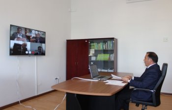 Üzümçülük və Şərabçılıq Elmi-Tədqiqat İnstitutunun təcrübə təsərrüfatları ilə əlaqədar videokonfrans keçirilib