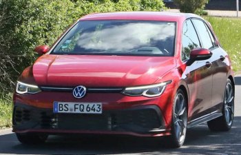 Volkswagen Golf-un yeni seriyası debütə hazırdır