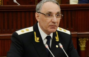 Yeni Baş Prokuror özünə yeni köməkçilər təyin etdi