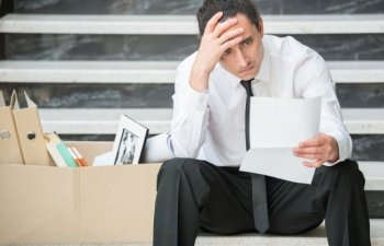 İşsizlik iqtisadi cəhətdən fəal əhalinin 10% -dən çoxunu əhatə edə bilər