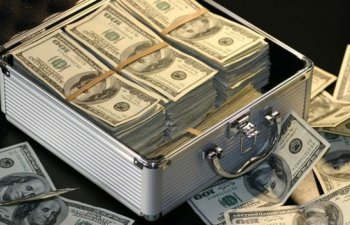 Aprel ayında özəl sektorun xarici kredit borcu azalıb