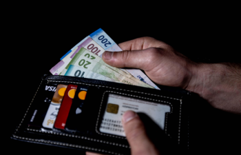 Azərbaycanda orta aylıq əmək haqqı 25% artıb